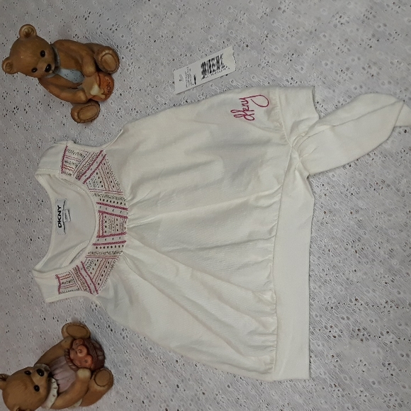 NwtDKNY top - Picture 2 of 5